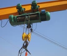 起重机臂端滑轮的作用和安装