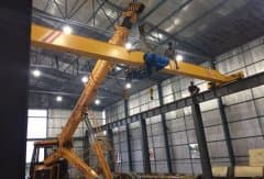 西藏冯总定购一台单梁桥式起重机安装完成